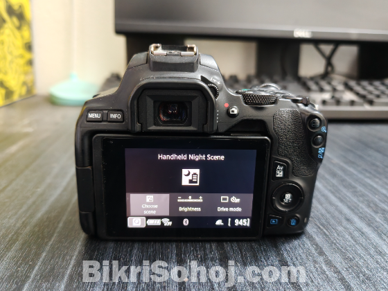 Canon EOS 250D + 50MM Prime Lens